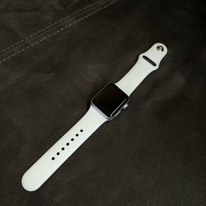 APPLE WATCH SERIES 3